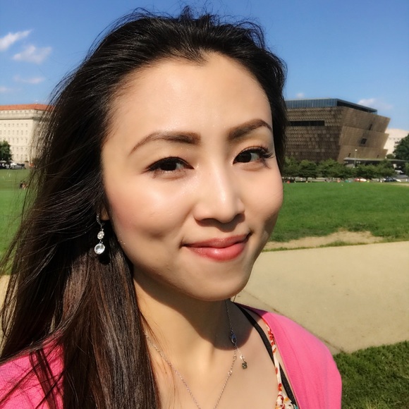 Meet your Posher, Linh - Picture 4 of 8